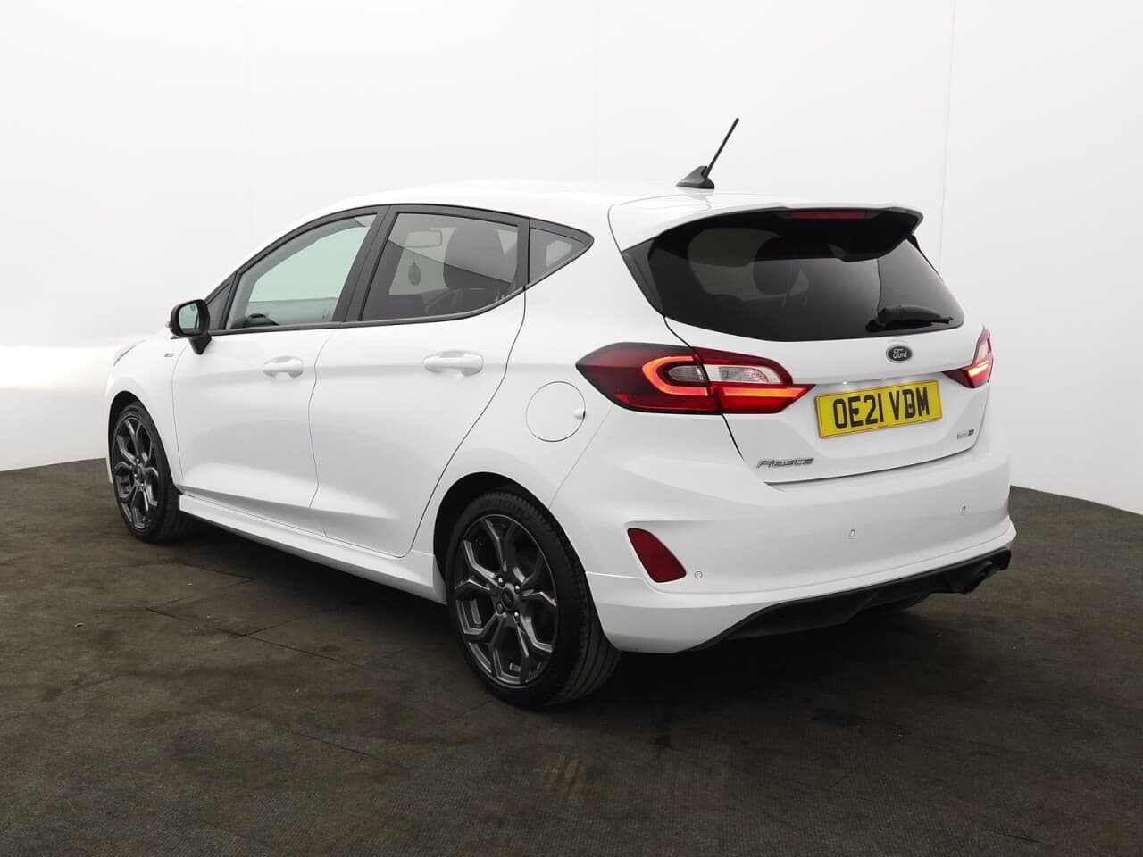 Ford Fiesta 1.0T EcoBoost MHEV ST-Line Edition — image 8