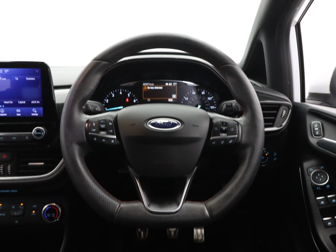 Ford Fiesta 1.0T EcoBoost MHEV ST-Line Edition — image 16