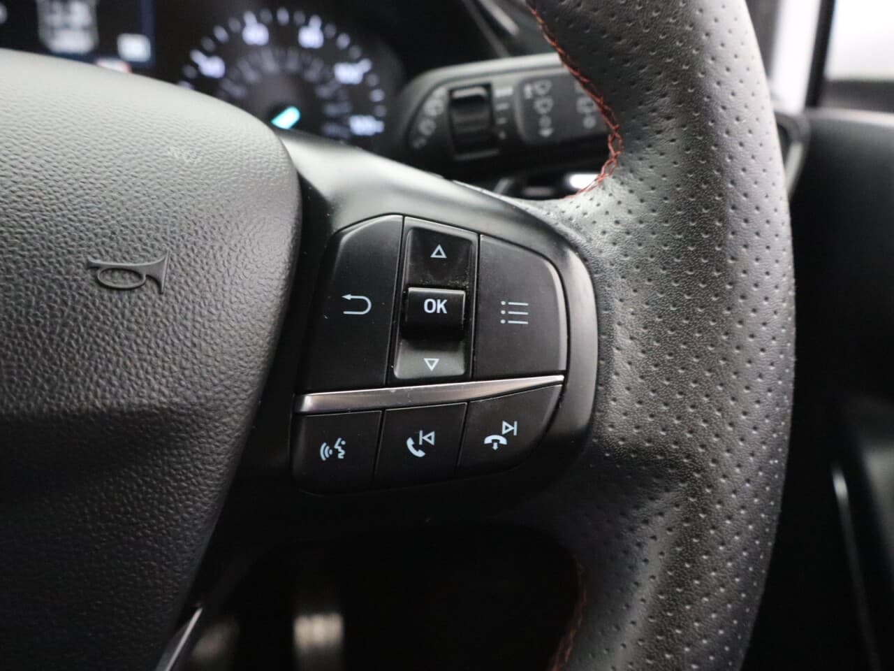 Ford Fiesta 1.0T EcoBoost MHEV ST-Line Edition — image 18