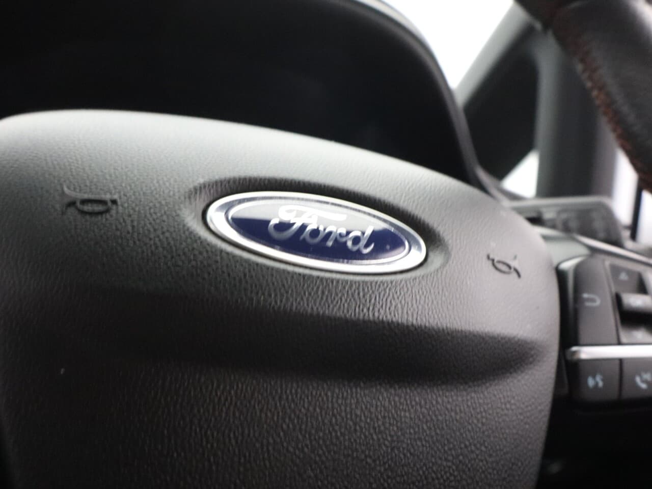 Ford Fiesta 1.0T EcoBoost MHEV ST-Line Edition — image 20