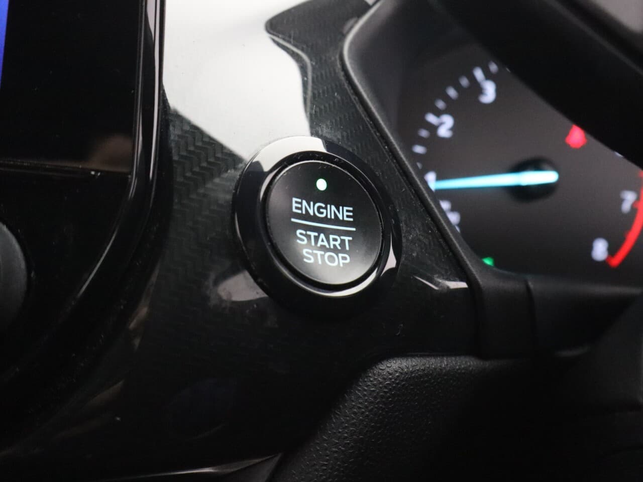 Ford Fiesta 1.0T EcoBoost MHEV ST-Line Edition — image 30