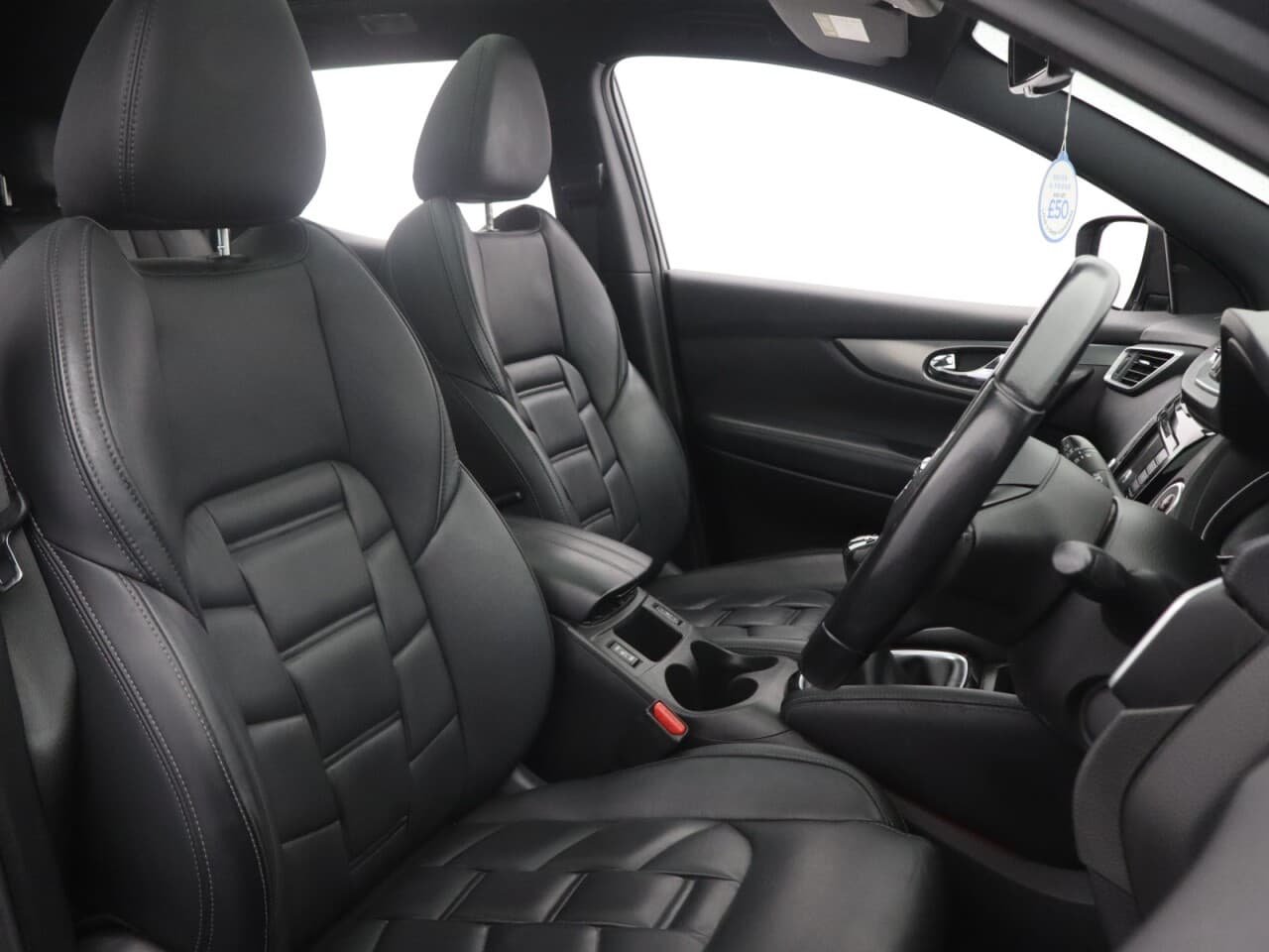 Nissan Qashqai 1.3 DIG-T Tekna+ — image 15