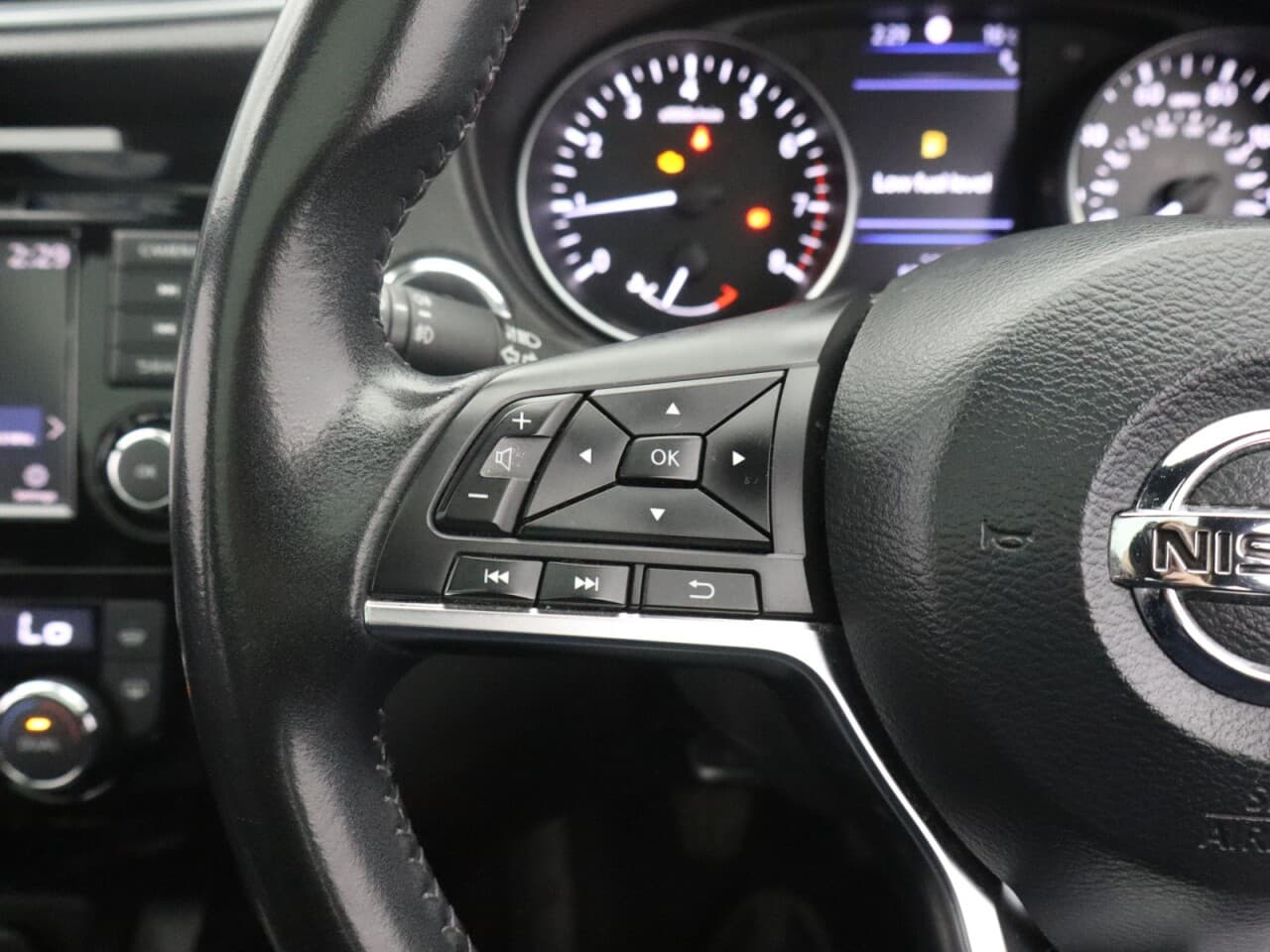 Nissan Qashqai 1.3 DIG-T Tekna+ — image 18
