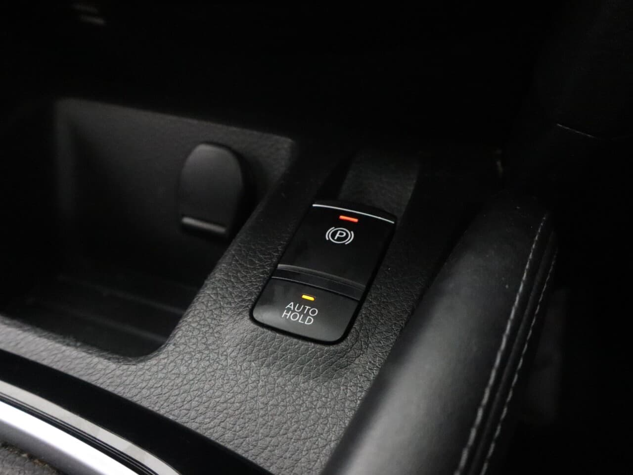 Nissan Qashqai 1.3 DIG-T Tekna+ — image 27