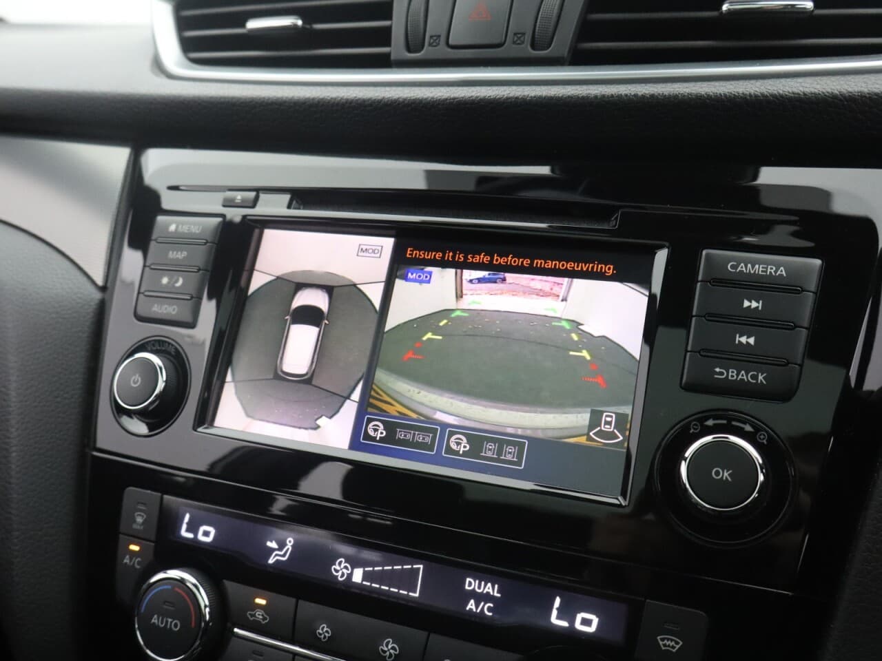 Nissan Qashqai 1.3 DIG-T Tekna+ — image 32