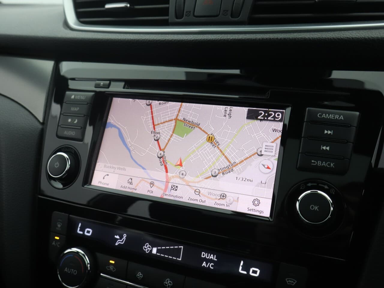 Nissan Qashqai 1.3 DIG-T Tekna+ — image 33