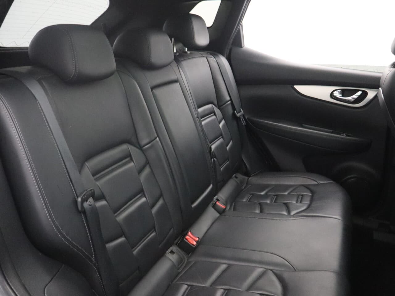 Nissan Qashqai 1.3 DIG-T Tekna+ — image 40