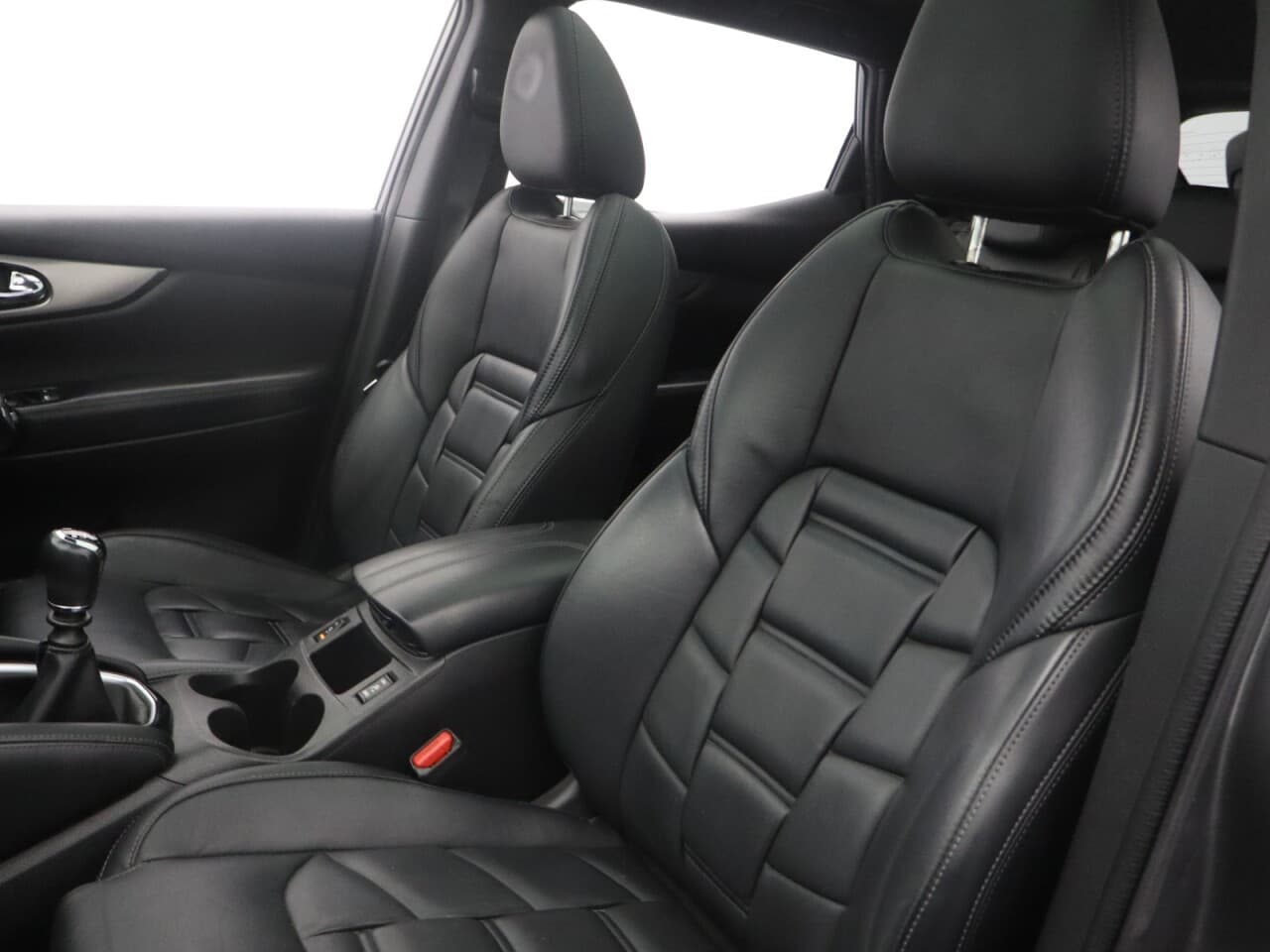 Nissan Qashqai 1.3 DIG-T Tekna+ — image 39