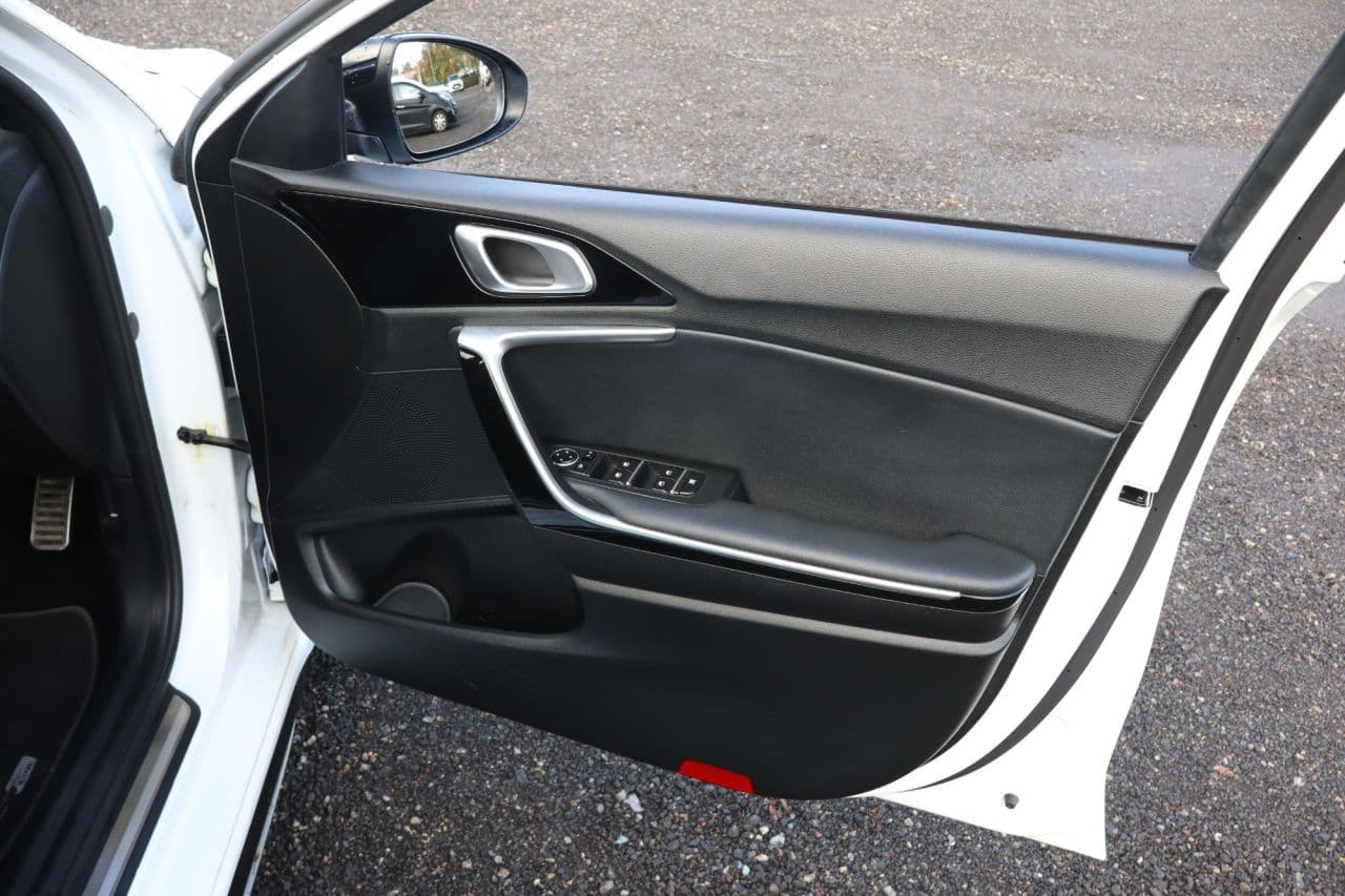 Kia Ceed 1.5 T-GDi GT-Line — image 48