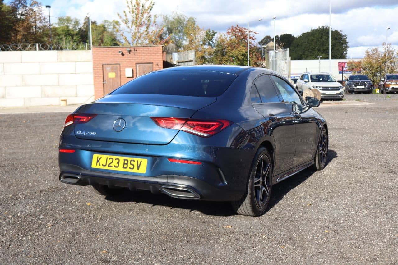 Mercedes-Benz Cla 1.3 CLA200 AMG Line (Executive) — image 8