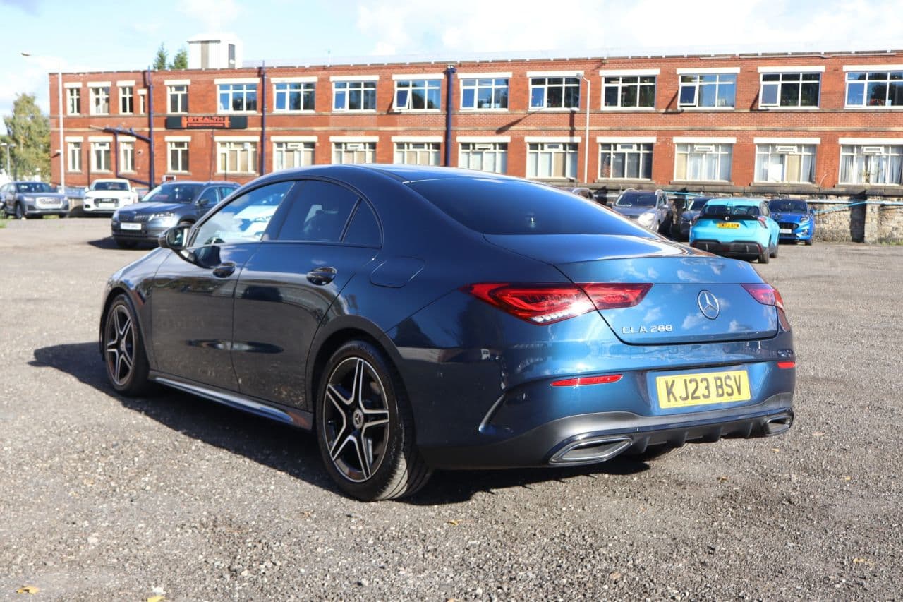 Mercedes-Benz Cla 1.3 CLA200 AMG Line (Executive) — image 10