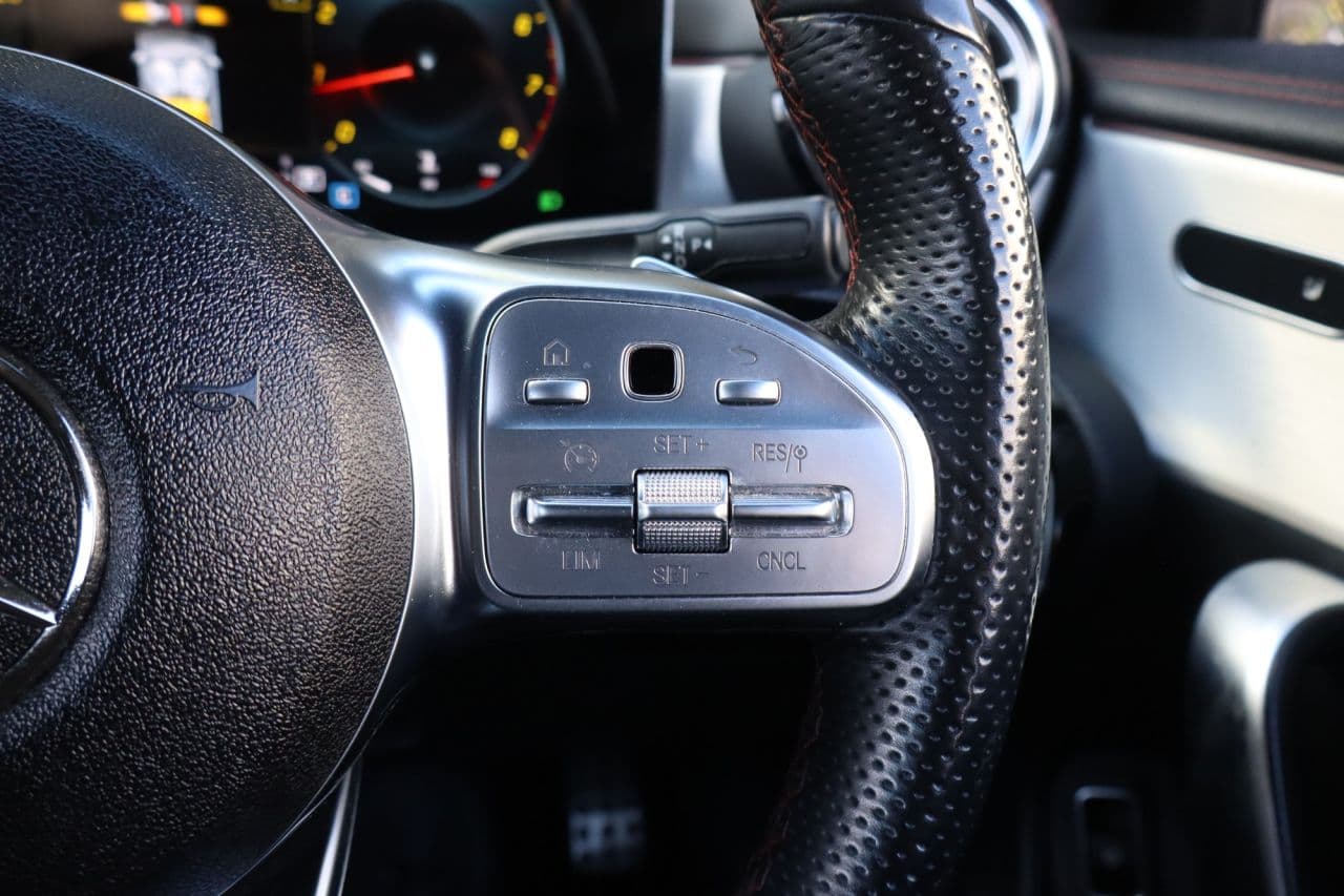Mercedes-Benz Cla 1.3 CLA200 AMG Line (Executive) — image 19