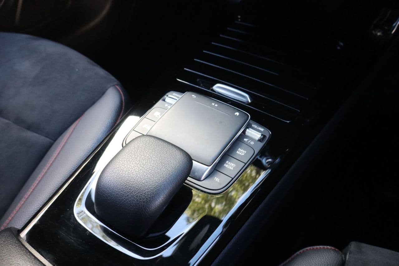 Mercedes-Benz Cla 1.3 CLA200 AMG Line (Executive) — image 22