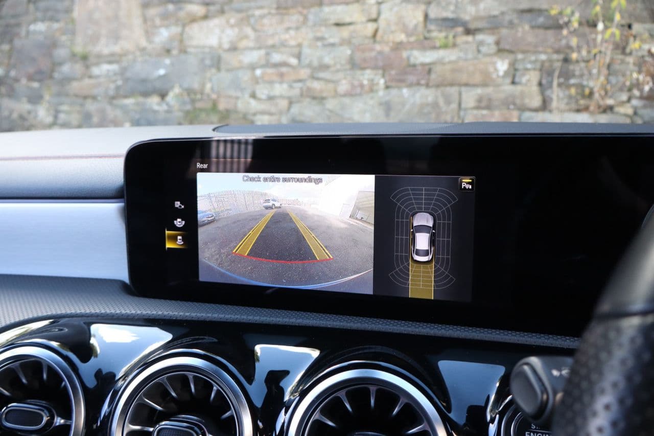 Mercedes-Benz Cla 1.3 CLA200 AMG Line (Executive) — image 31