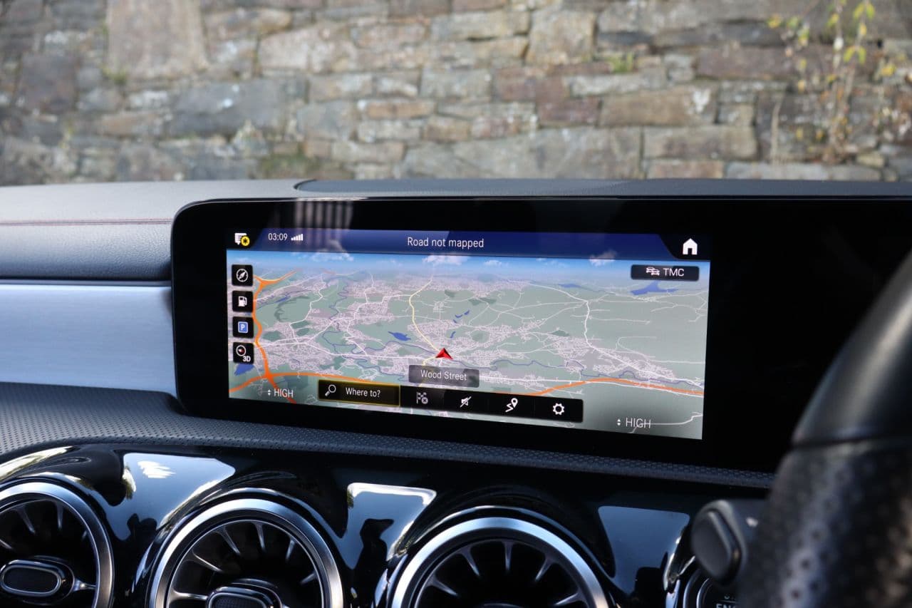 Mercedes-Benz Cla 1.3 CLA200 AMG Line (Executive) — image 33