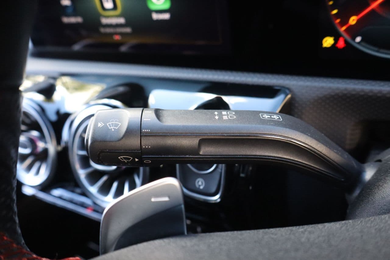 Mercedes-Benz Cla 1.3 CLA200 AMG Line (Executive) — image 42