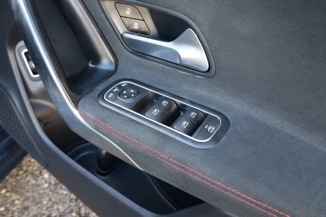 Mercedes-Benz Cla 1.3 CLA200 AMG Line (Executive) — image 52