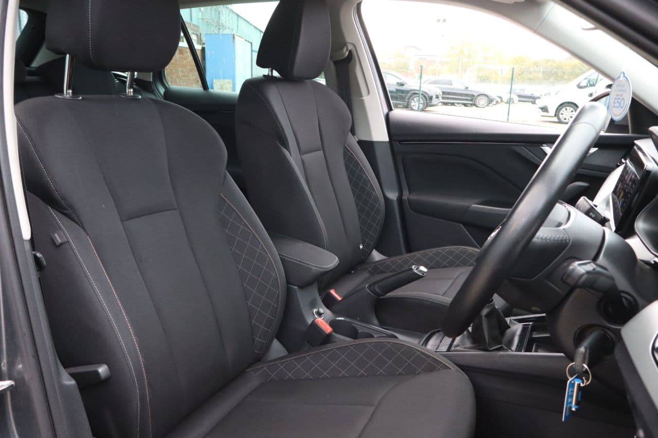 Skoda Kamiq 1.0 TSI SE Drive — image 14