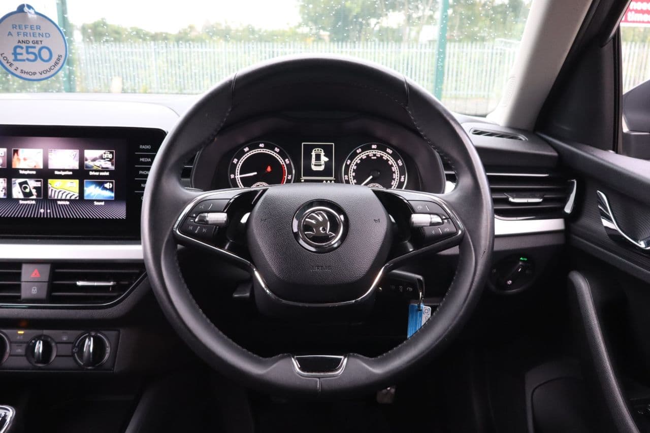 Skoda Kamiq 1.0 TSI SE Drive — image 15