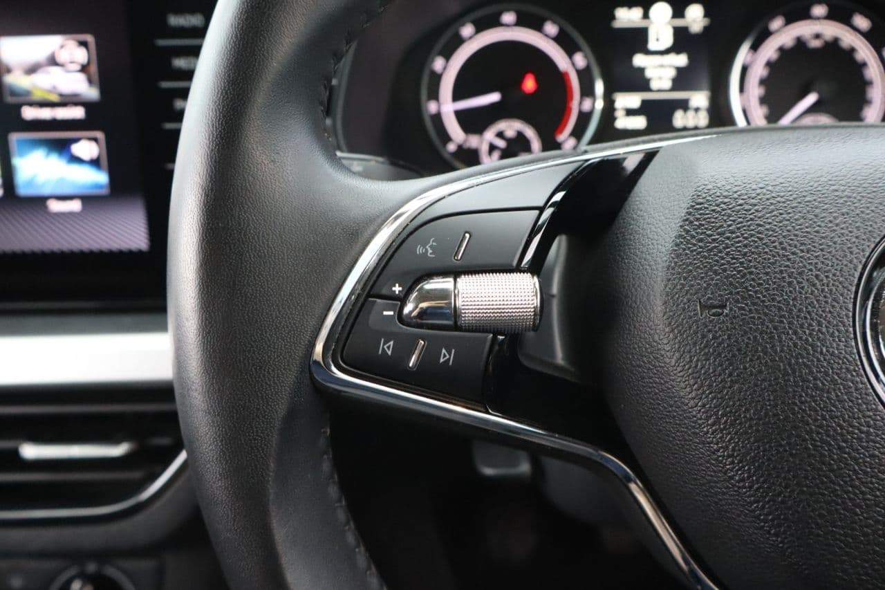 Skoda Kamiq 1.0 TSI SE Drive — image 17