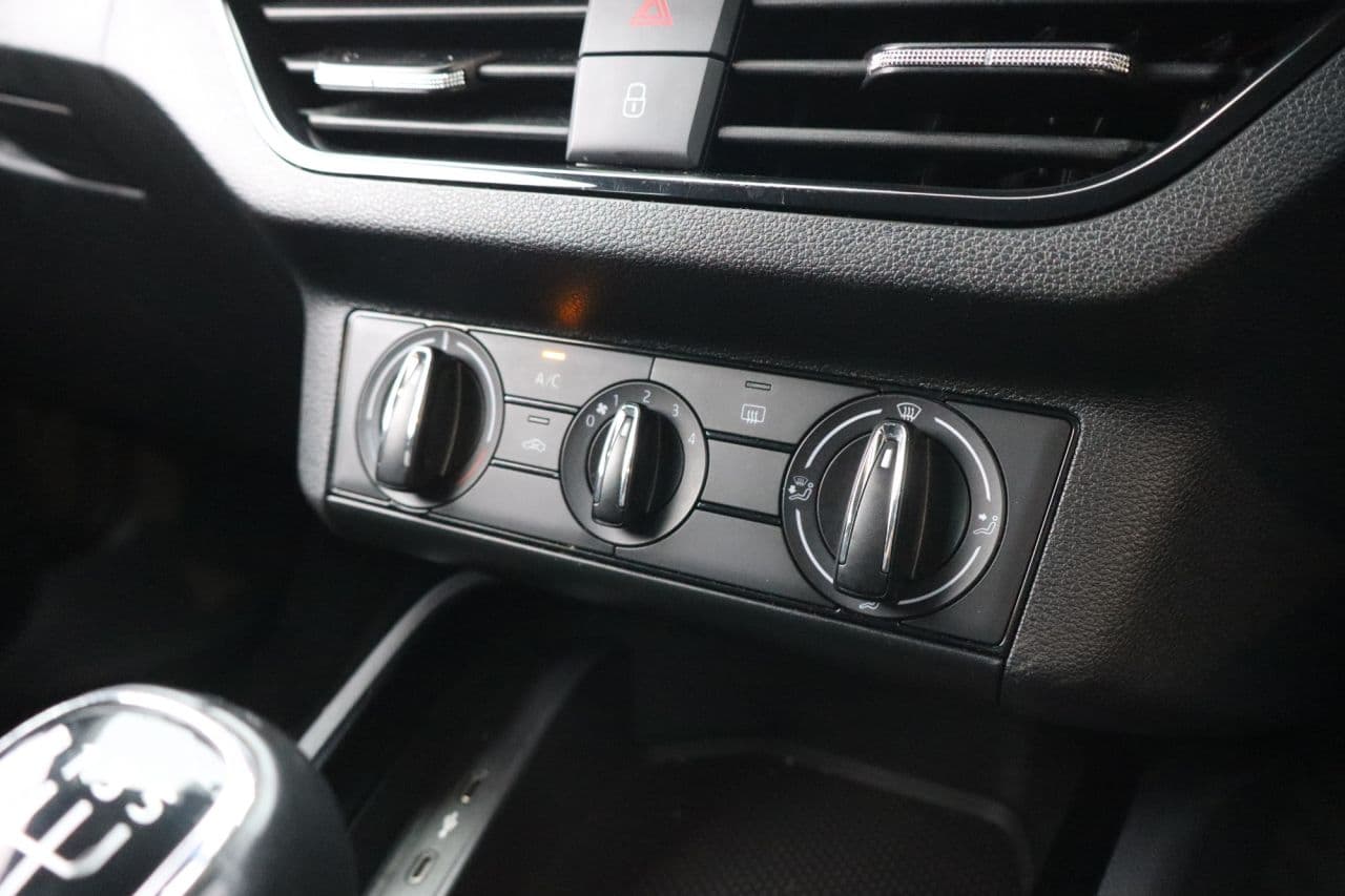 Skoda Kamiq 1.0 TSI SE Drive — image 28