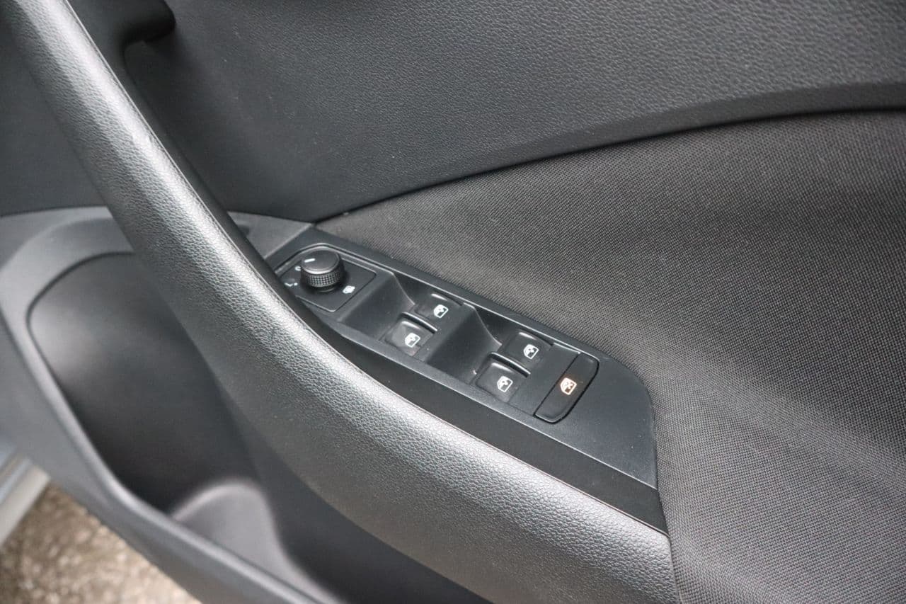 Skoda Kamiq 1.0 TSI SE Drive — image 45