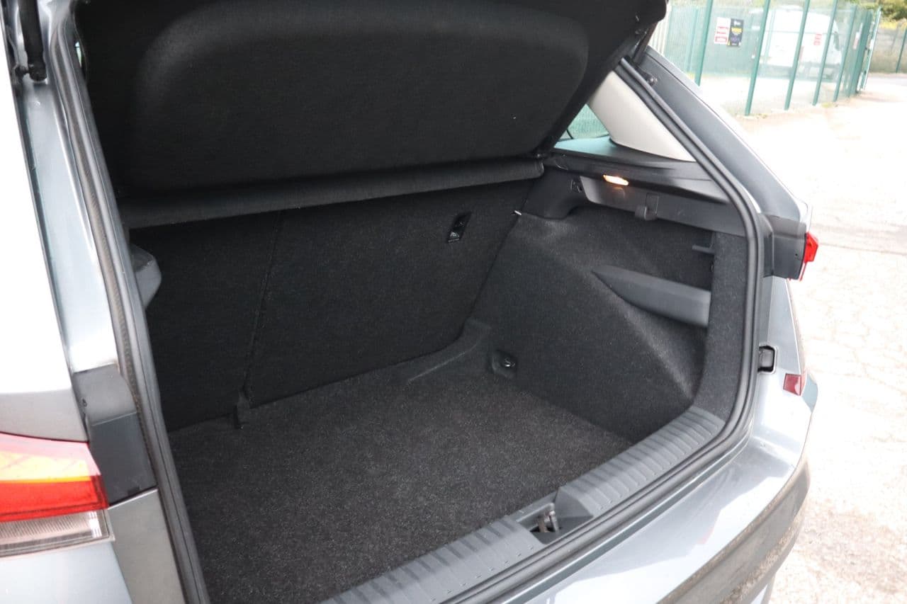 Skoda Kamiq 1.0 TSI SE Drive — image 43