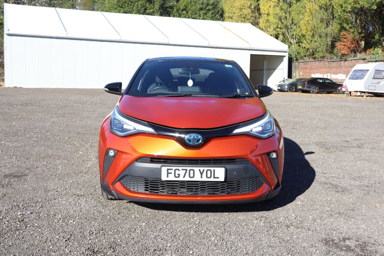 Toyota C-hr 2.0 VVT-h Orange Edition — image 5