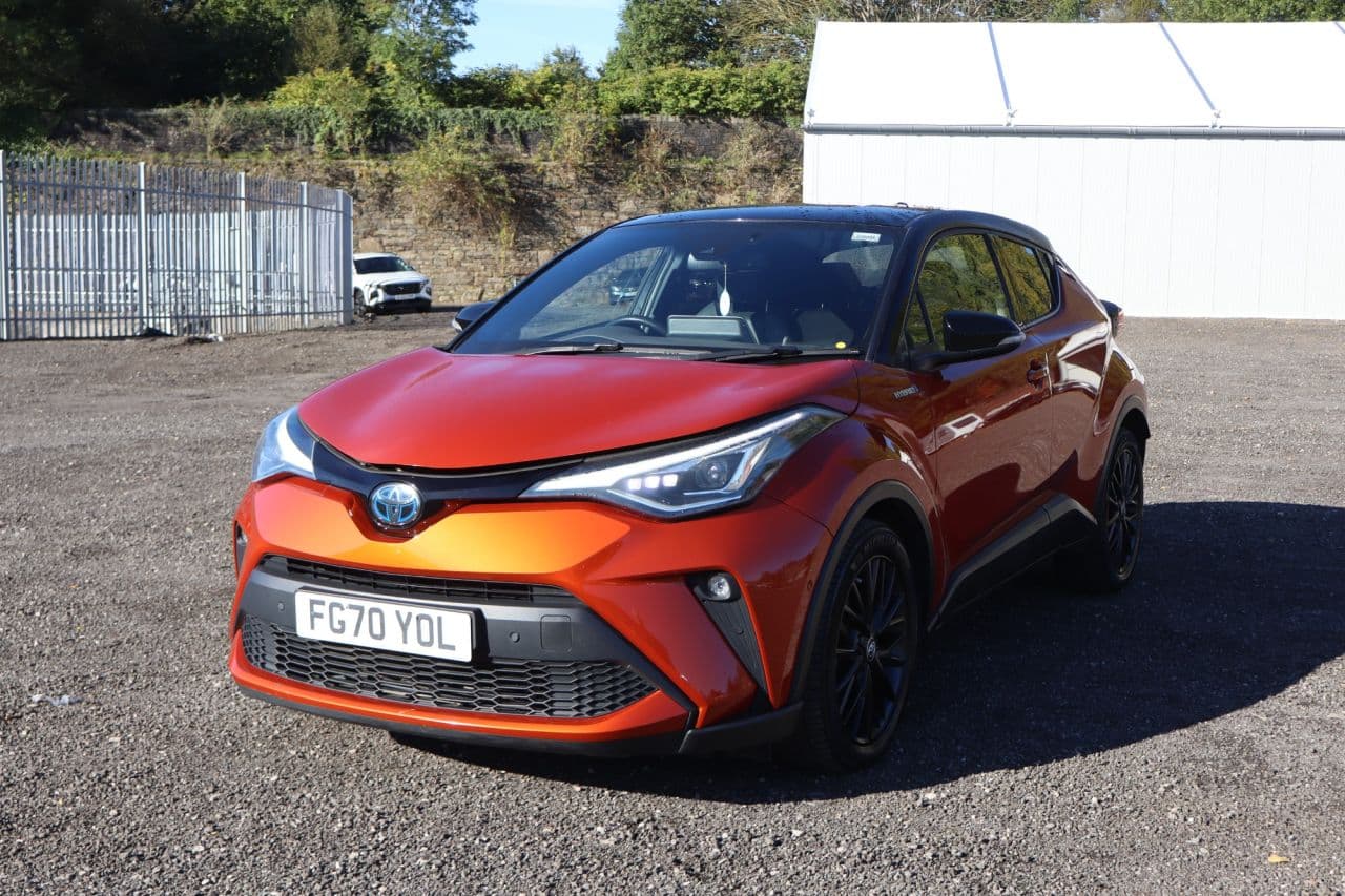 Toyota C-hr 2.0 VVT-h Orange Edition — image 6