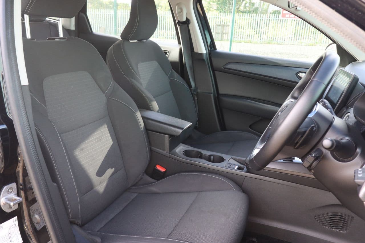 Renault Arkana 1.3 TCe MHEV Iconic — image 6