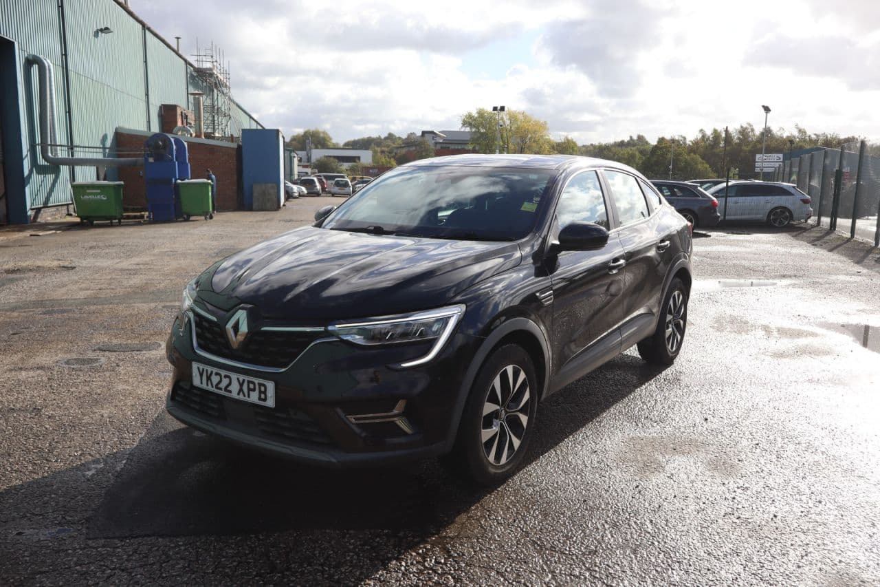 Renault Arkana 1.3 TCe MHEV Iconic — image 2