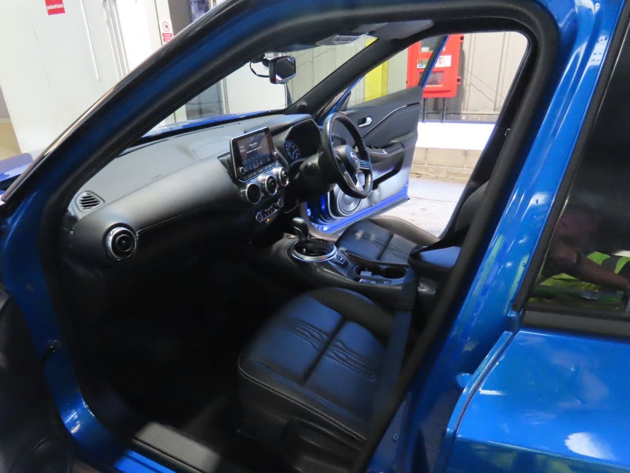 Nissan Juke 1.6 Tekna — image 8