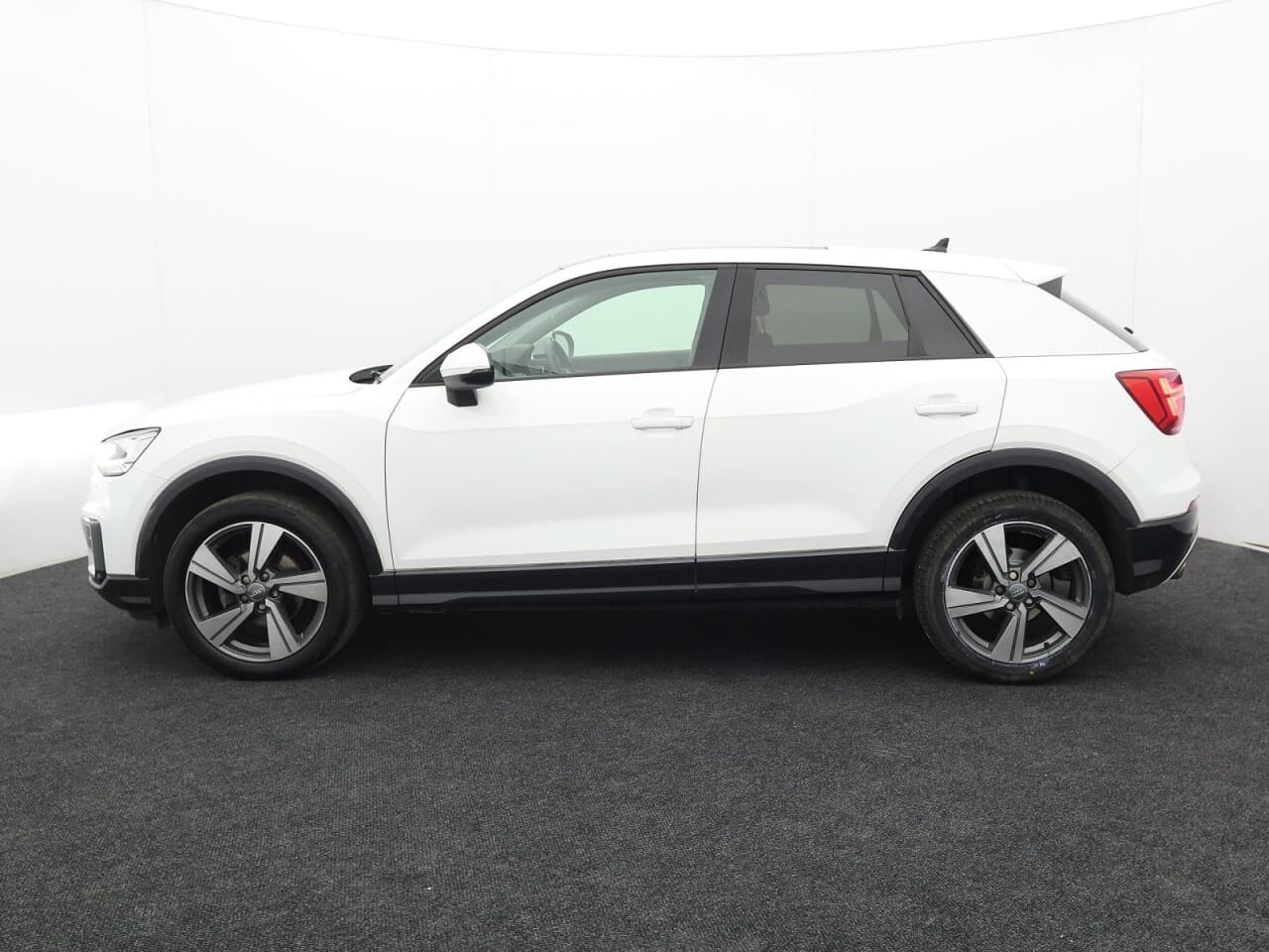 Audi Q2 1.5 TFSI CoD 35 Sport (Pan Roof Comfort+Sound) — image 6