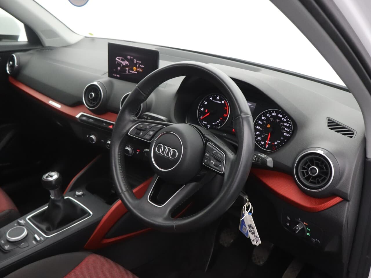 Audi Q2 1.5 TFSI CoD 35 Sport (Pan Roof Comfort+Sound) — image 27