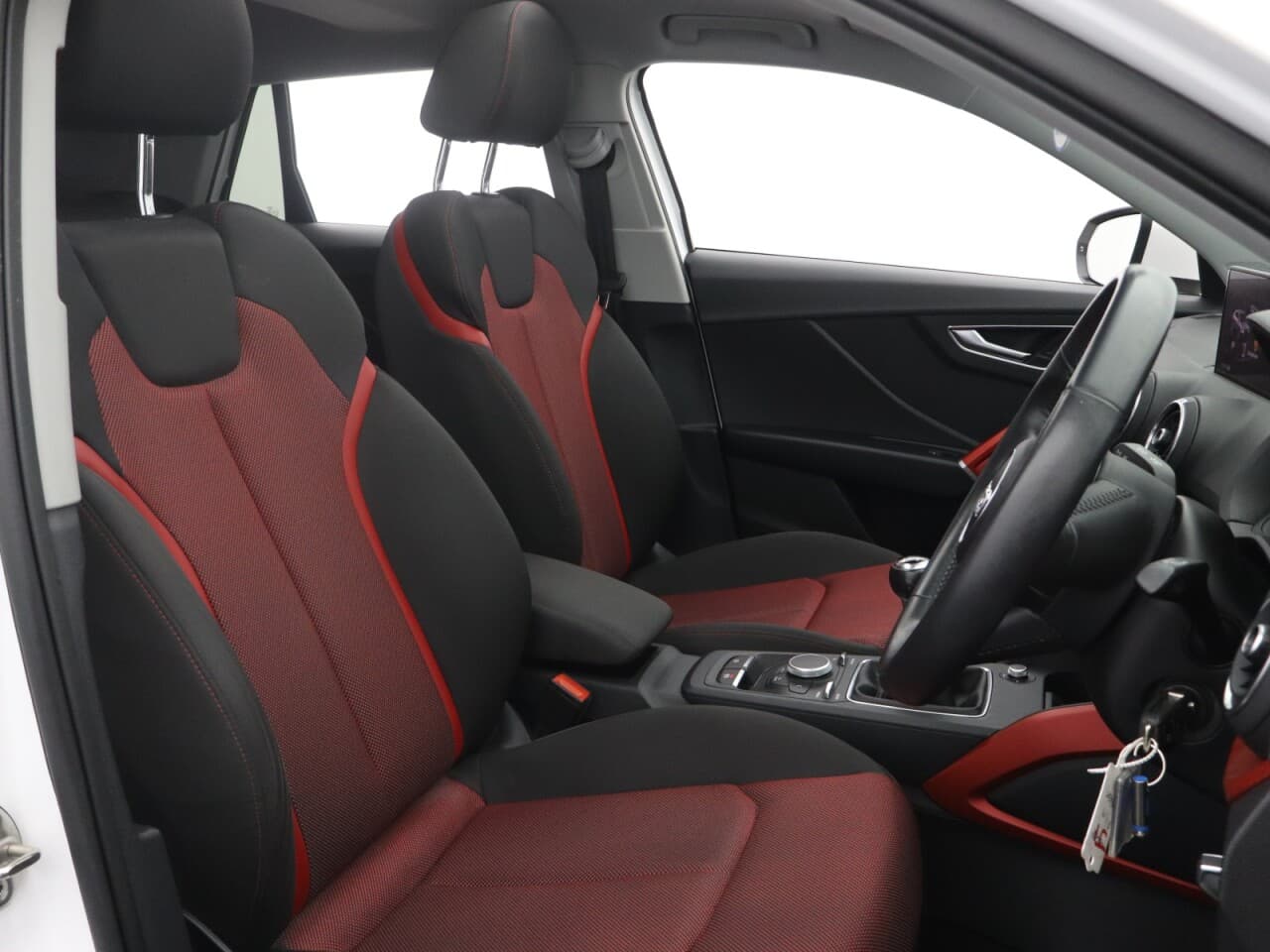 Audi Q2 1.5 TFSI CoD 35 Sport (Pan Roof Comfort+Sound) — image 28