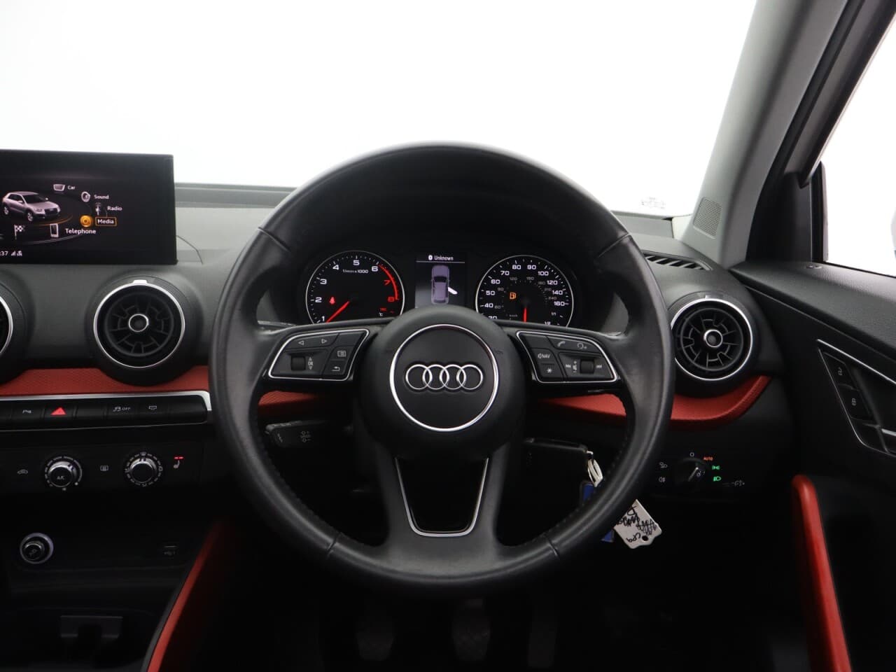 Audi Q2 1.5 TFSI CoD 35 Sport (Pan Roof Comfort+Sound) — image 29