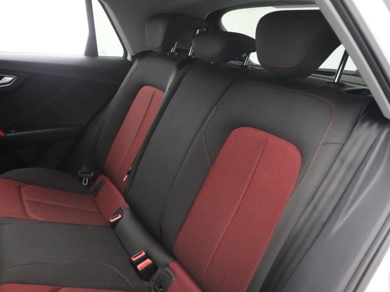 Audi Q2 1.5 TFSI CoD 35 Sport (Pan Roof Comfort+Sound) — image 57