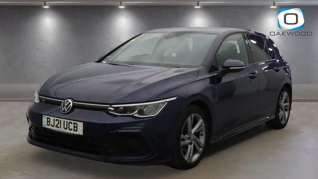 Volkswagen Golf 2.0 TDI R-Line — image 2
