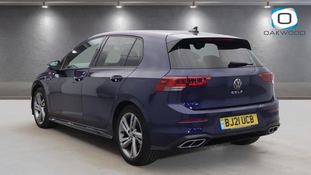 Volkswagen Golf 2.0 TDI R-Line — image 3