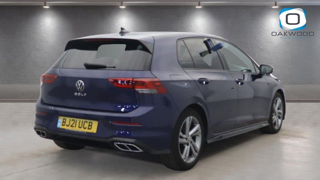 Volkswagen Golf 2.0 TDI R-Line — image 4