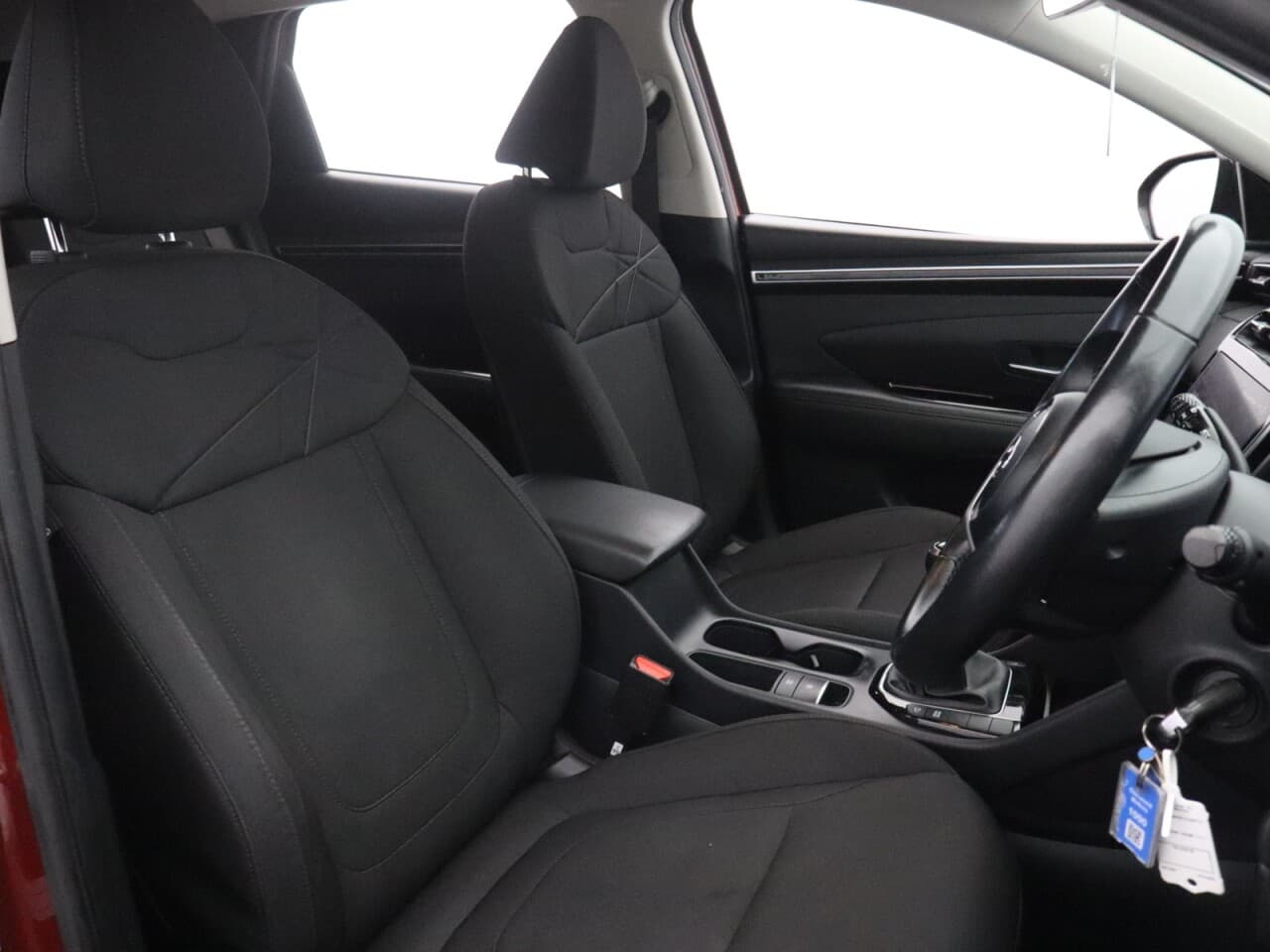 Hyundai Tucson 1.6 T-GDi SE Connect — image 14