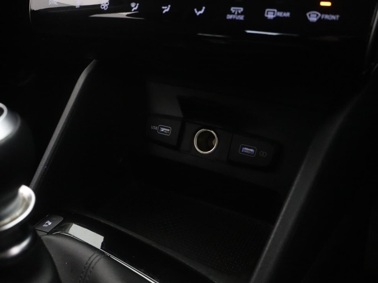 Hyundai Tucson 1.6 T-GDi SE Connect — image 29