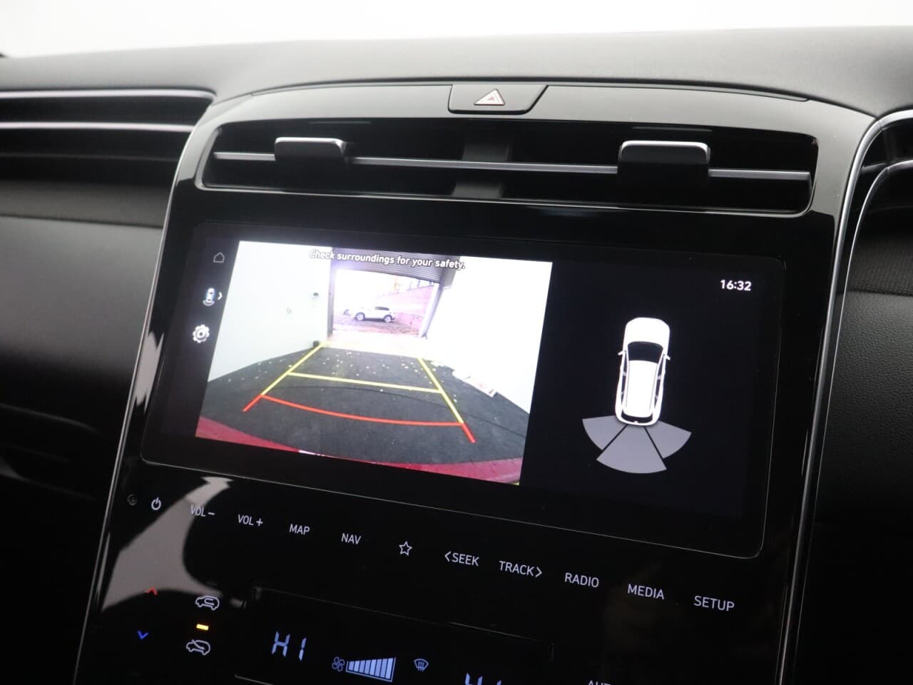Hyundai Tucson 1.6 T-GDi SE Connect — image 33