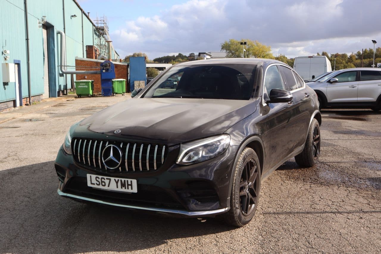 Mercedes-Benz Glc 2.1 GLC220d AMG Line — image 3