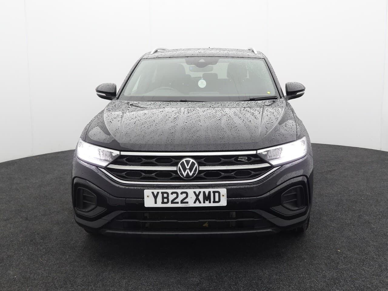Volkswagen T-Roc 1.5 TSI R-Line — image 4