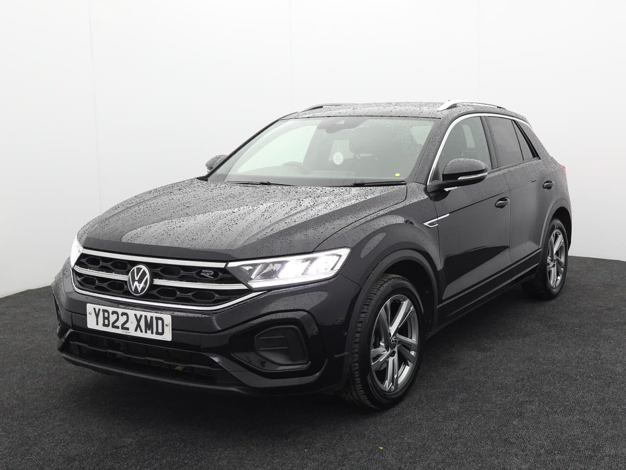 Volkswagen T-Roc 1.5 TSI R-Line — image 5