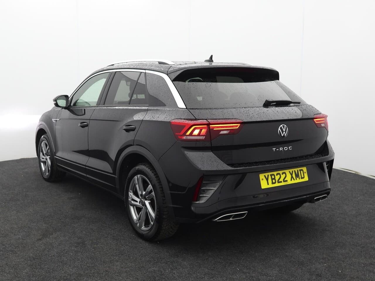 Volkswagen T-Roc 1.5 TSI R-Line — image 8