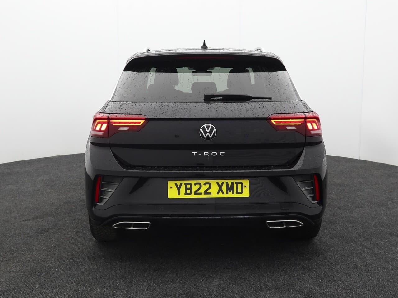 Volkswagen T-Roc 1.5 TSI R-Line — image 9