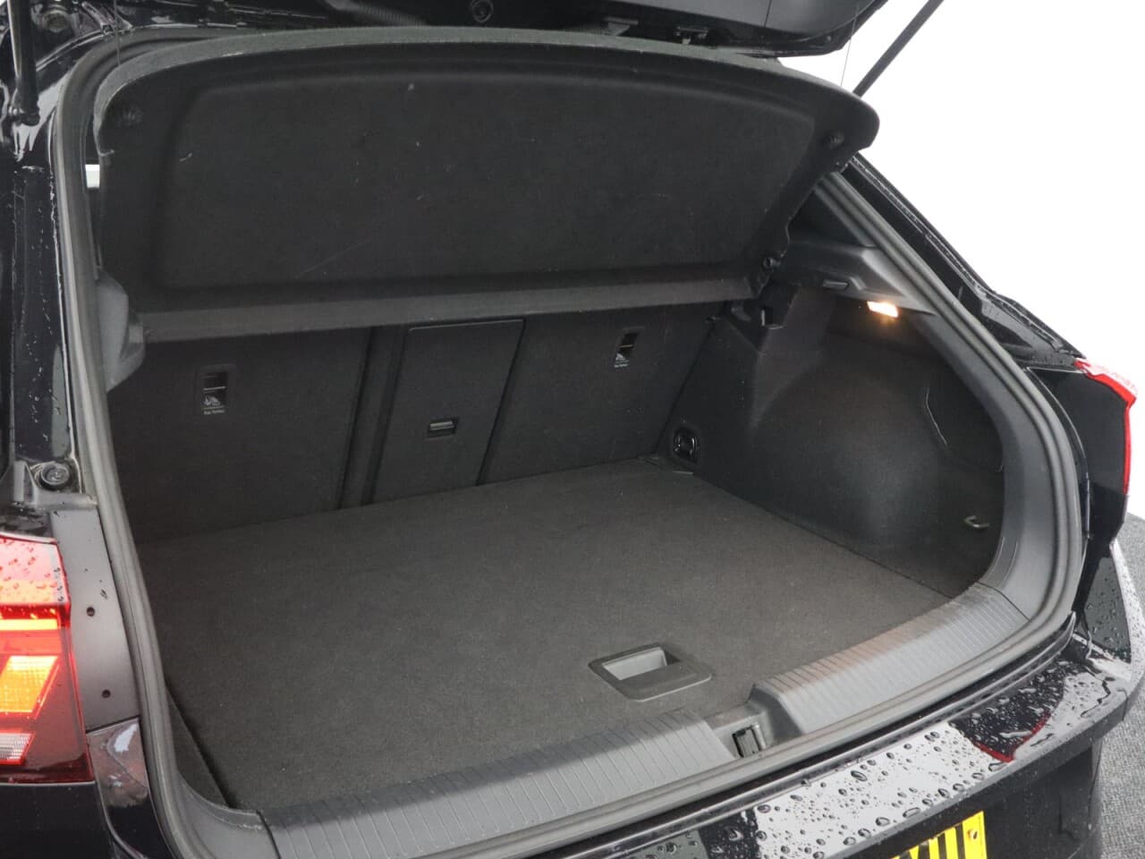 Volkswagen T-Roc 1.5 TSI R-Line — image 48