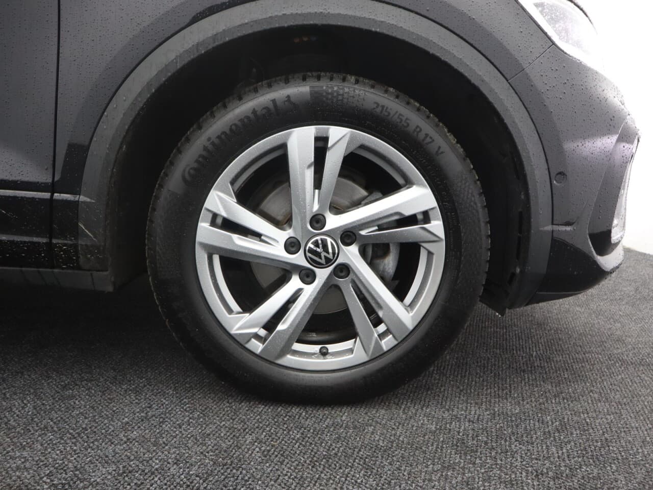 Volkswagen T-Roc 1.5 TSI R-Line — image 52